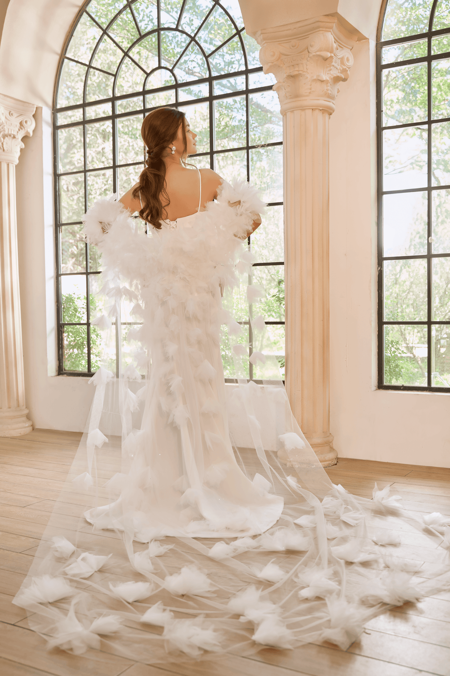 Latana - Dare and Dazzle