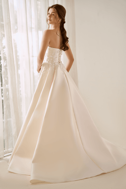 Alexandra - Dare and Dazzle