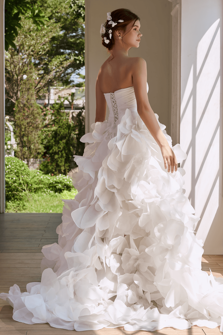 Katalin - Dare and Dazzle