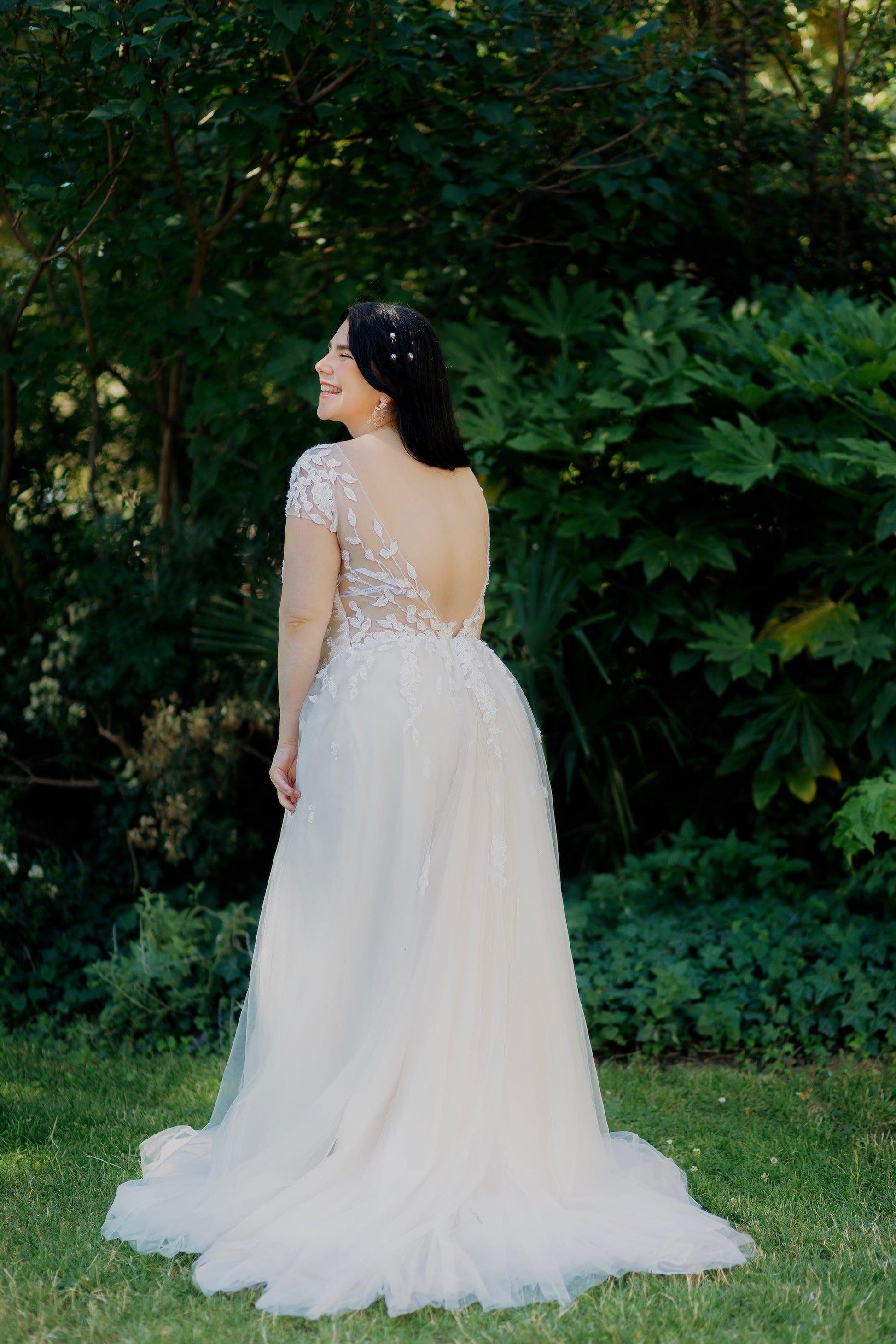 Open Back Wedding Dress | Sweetheart Neckline Dress | Dare and Dazzle 8 / Blush / Try-on Open Back Wedding Dress | Sweetheart Neckline Dress | Dare and Dazzle 8 / Blush / Try-on