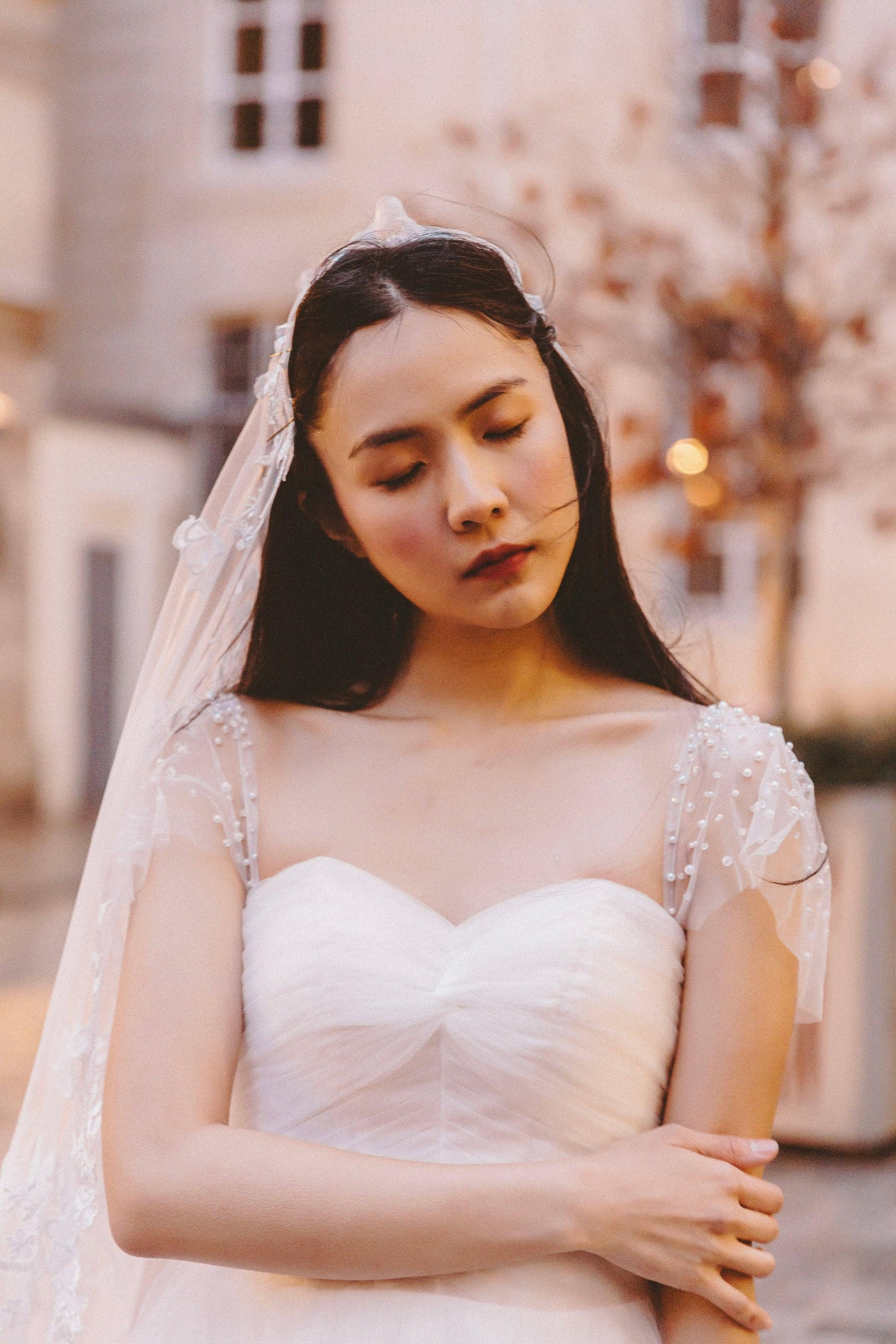 Sweetheart Neckline Wedding Dress | Dare and Dazzle Ivory / 4 / Purchase Sweetheart Neckline Wedding Dress | Dare and Dazzle Ivory / 4 / Purchase
