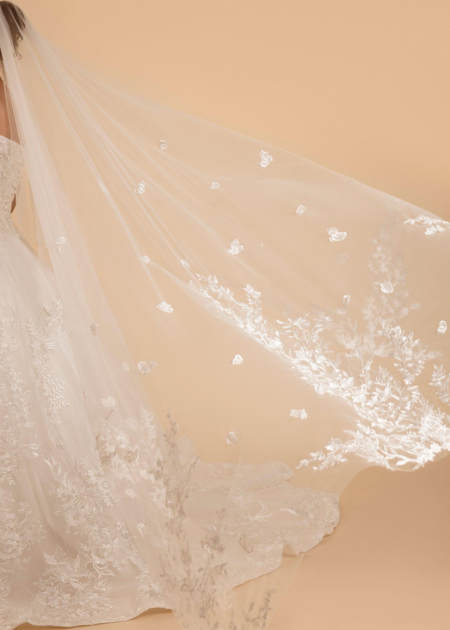 Chapel Length Veil | Chapel Length Wedding Veil | Dare and Dazzle