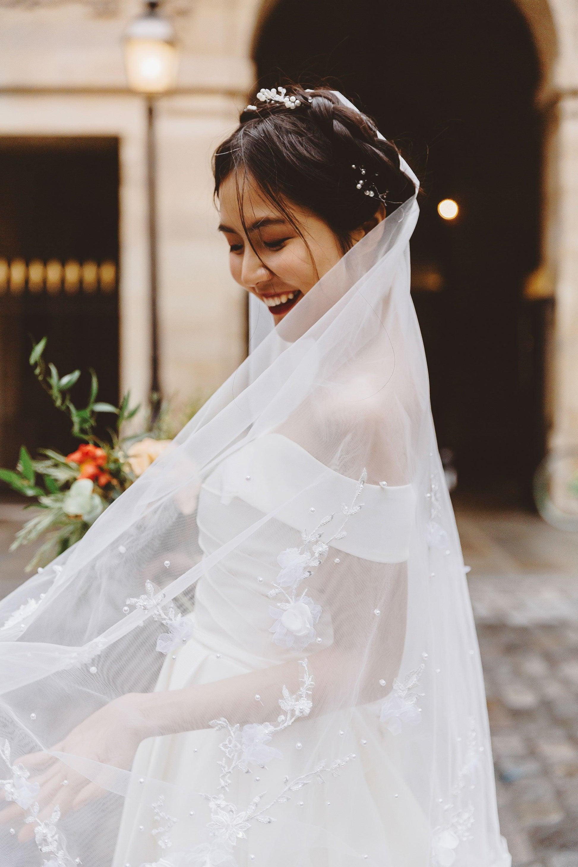 Knee Length Veil | Knee Length Wedding Veil | Dare and Dazzle