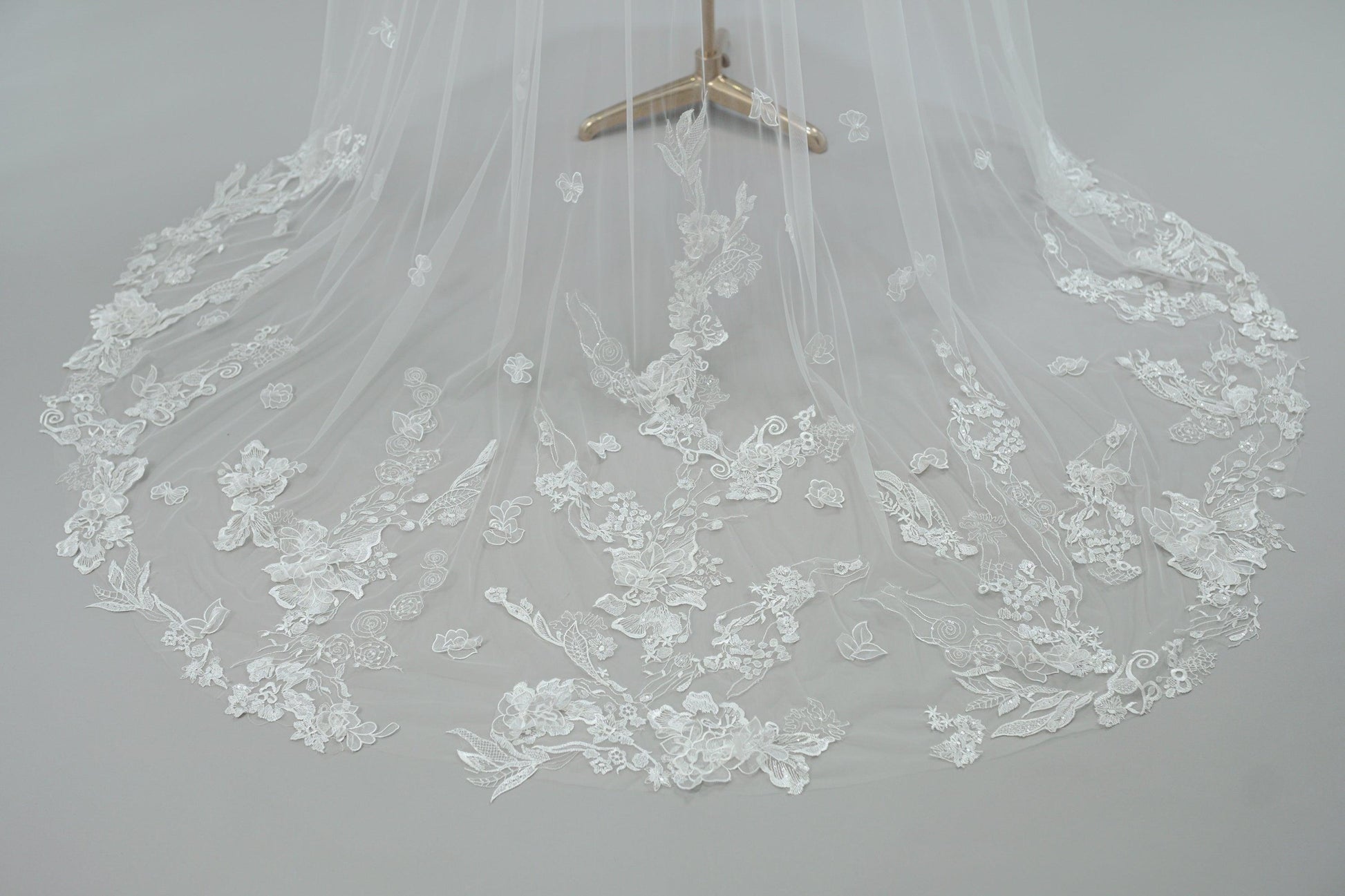 Chapel Length Wedding Veil | Dahlia Wedding Veil | Dare and Dazzle