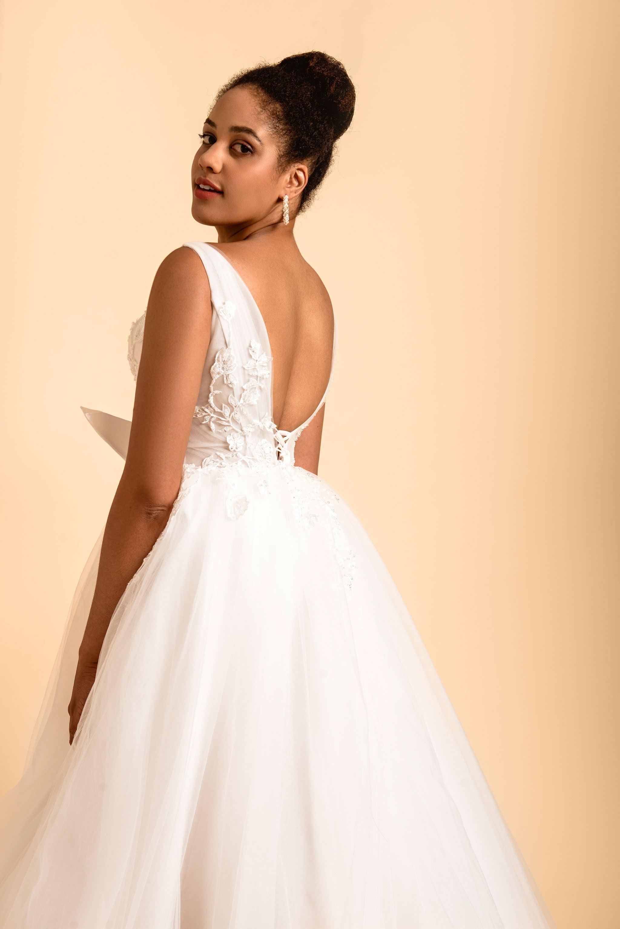 Princess Wedding Dresses | Airy Skirt Wedding Dress | Dare and Dazzle
