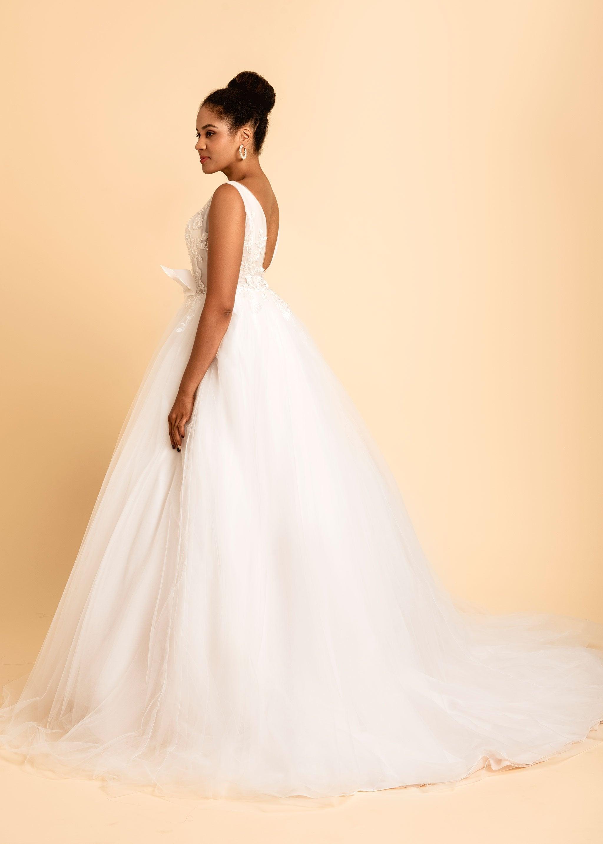 Princess Wedding Dresses | Airy Skirt Wedding Dress | Dare and Dazzle