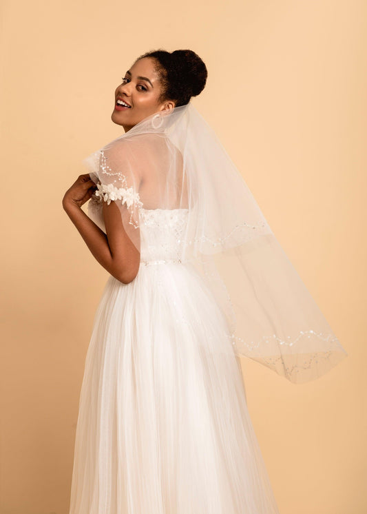 Fingertip Length Veil | Misa Veil | Dare and Dazzle