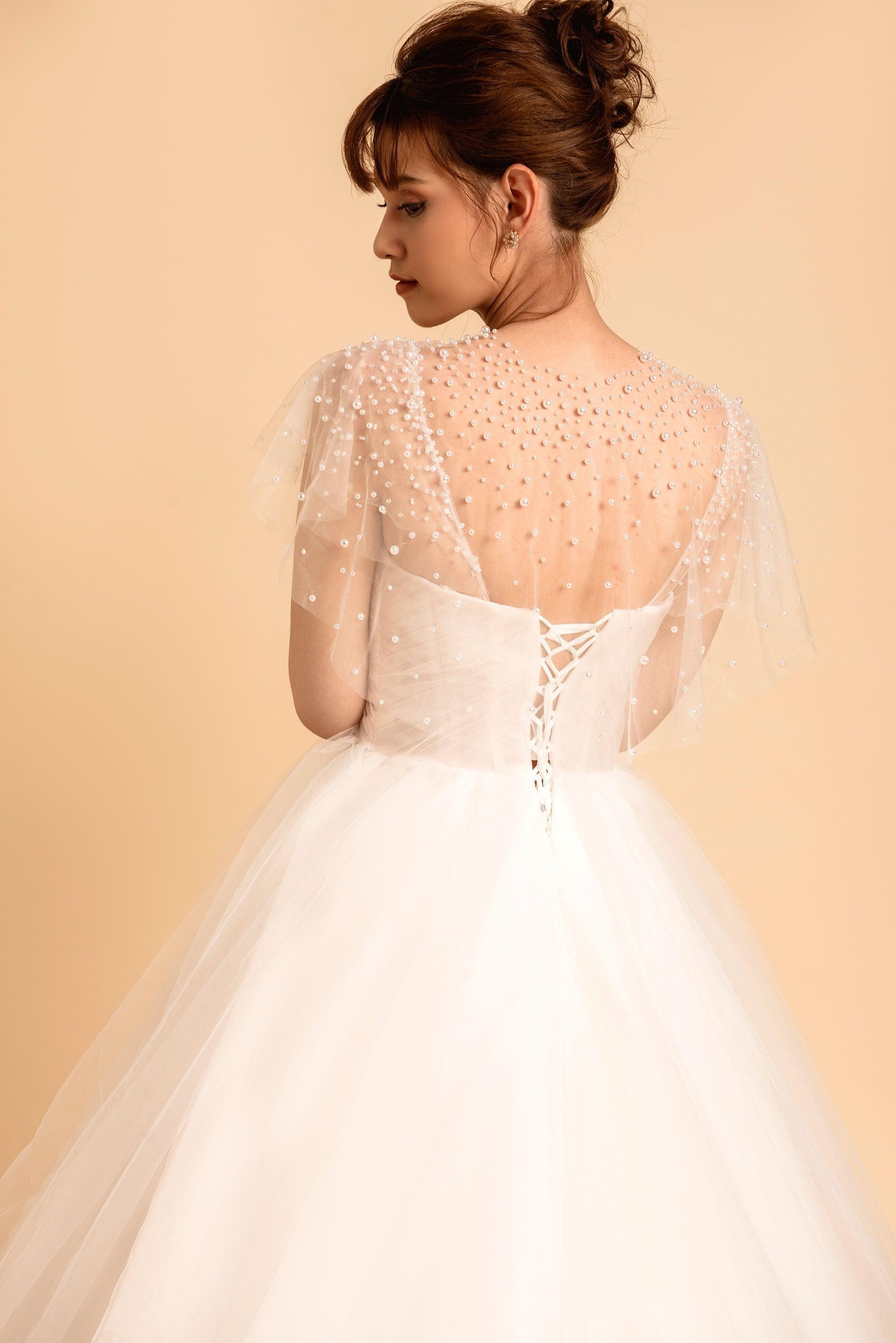 Sweetheart Neckline Wedding Dress | Dare and Dazzle