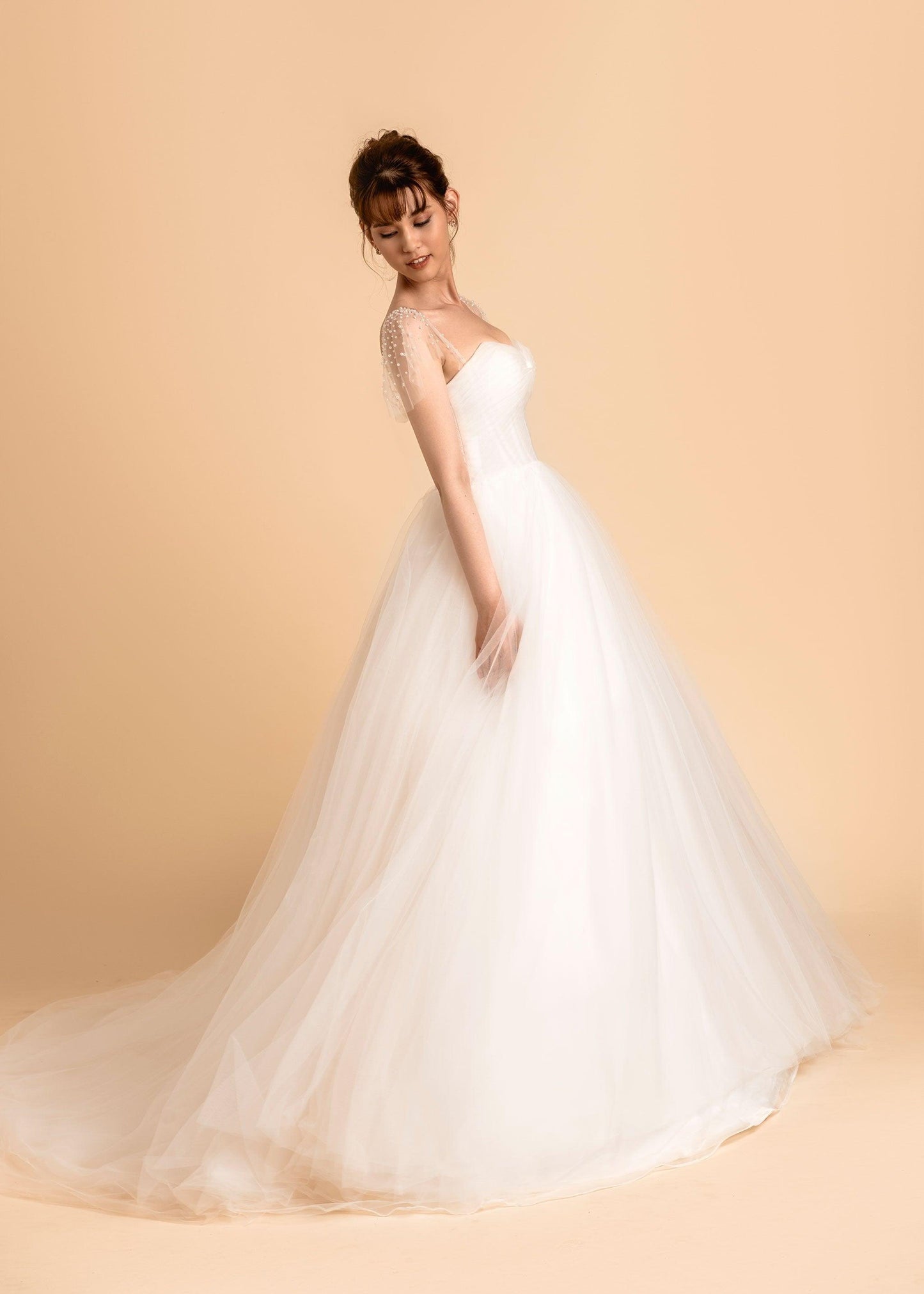 Sweetheart Neckline Wedding Dress | Dare and Dazzle
