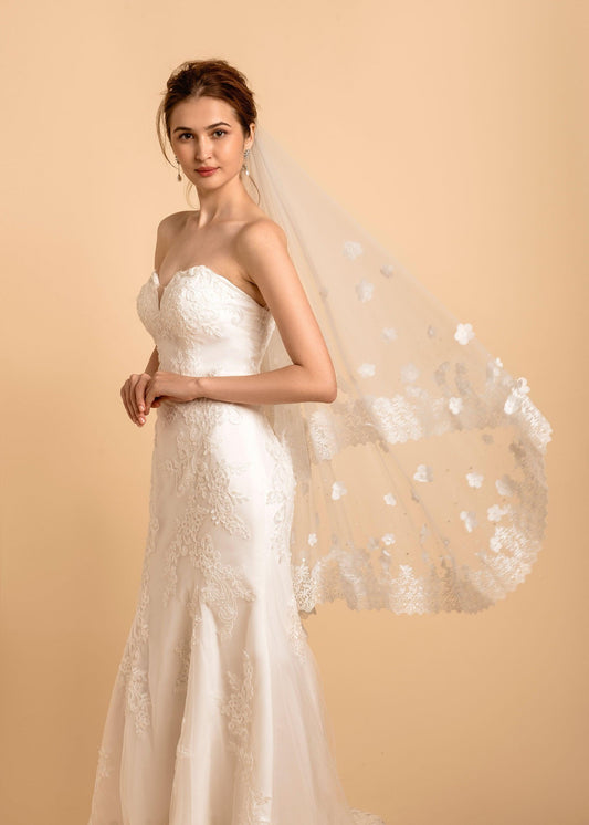 Two Tier Wedding Veil | Queen Anne's Lace Veil | Dare and Dazzle