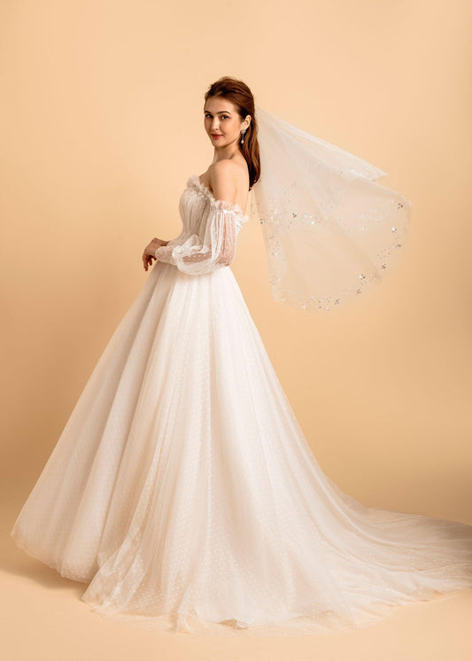 Elbow Length Bridal Veil | Riosa Wedding Veil | Dare and Dazzle