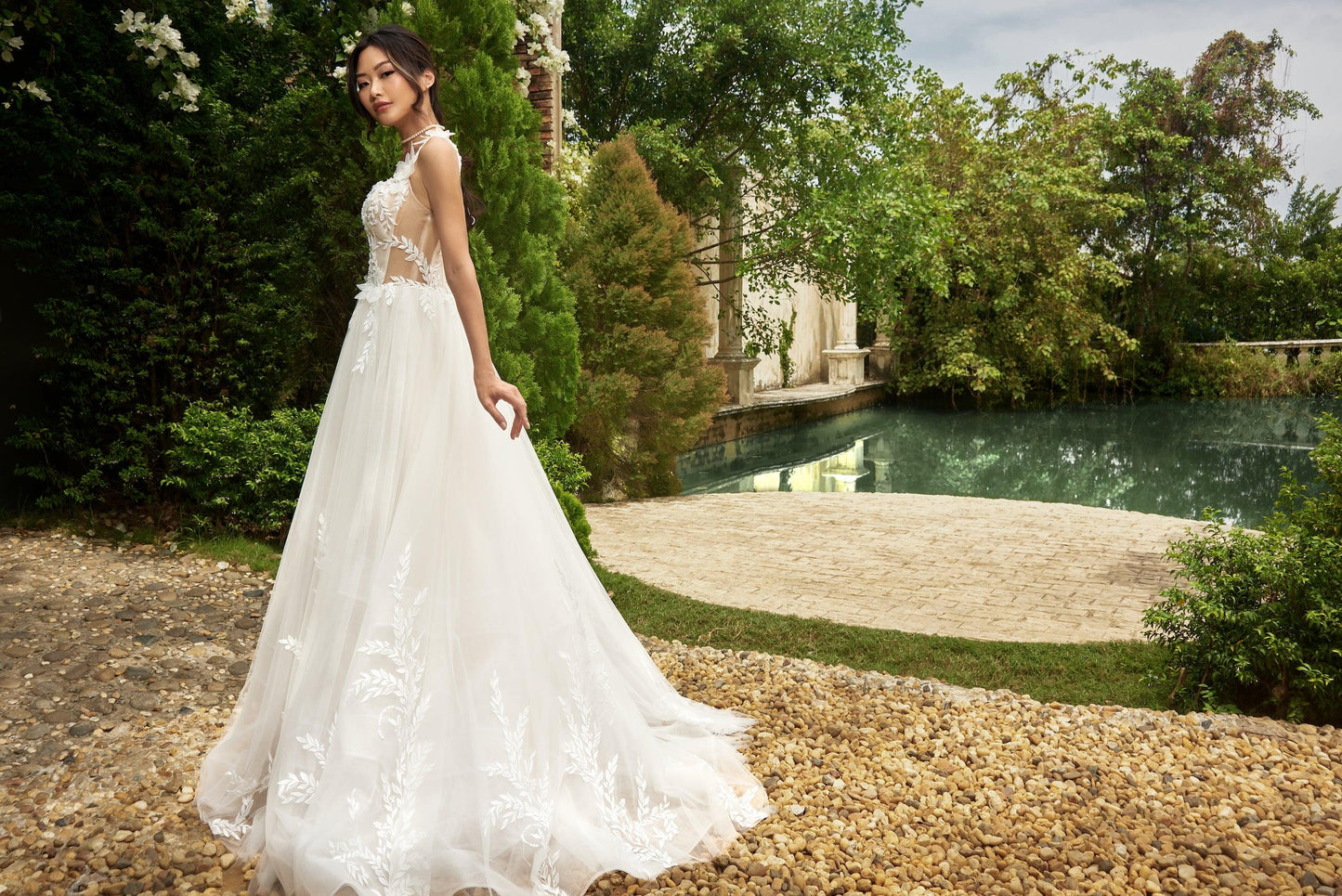 Ivory Wedding Dresses | Sleeveless Ivory Gown | Dare and Dazzle