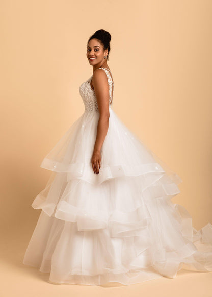 Tiered Wedding Dress | Ruffle Wedding Dress | Dare and Dazzle